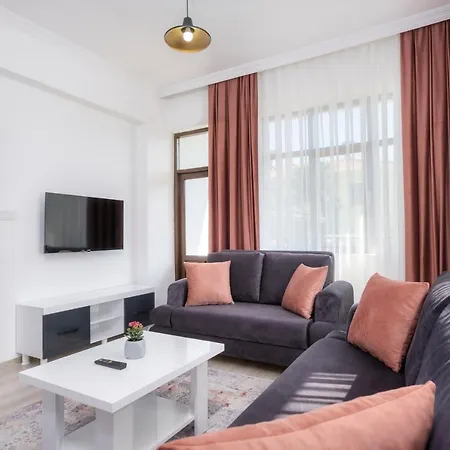 Sayan Apartman *